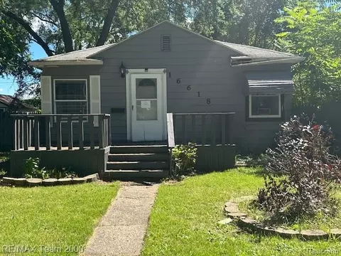16618 Salem St, Detroit, MI 48219