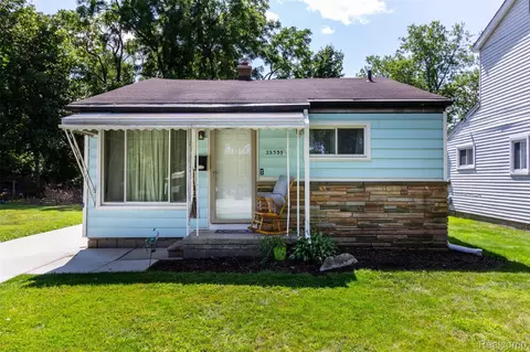 25339 Keeler, Redford, MI 48239