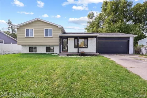 8348 N Dixie Hwy, Newport, MI 48166