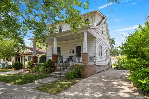 1512 Richmond Ave, Lincoln Park, MI 48146
