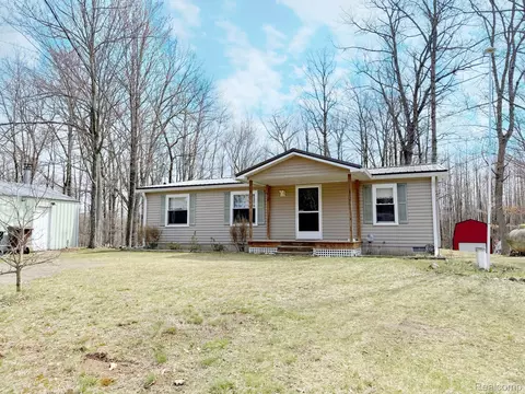 10472 N Athey Ave, Franklin, MI 48625