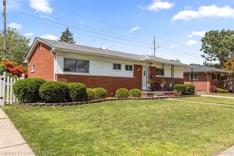 6647 Shadowlawn St, Dearborn Heights, MI 48127