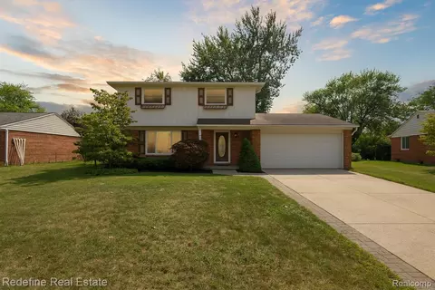 36435 Grandon St, Livonia, MI 48150