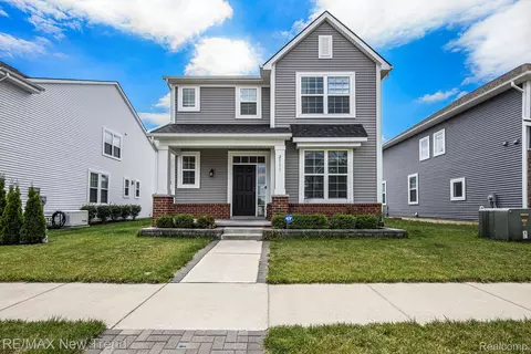 2511 Massoit Rd, Royal Oak, MI 48073