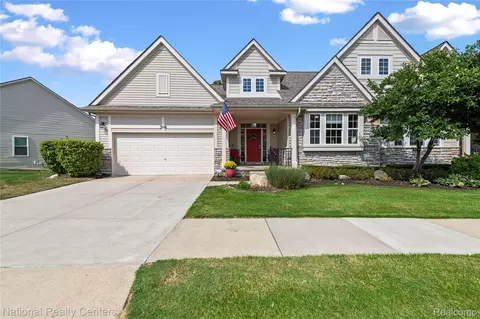 3116 Belle Terre, Commerce, MI 48382