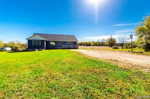 4147 W Barnes Lake Rd, Marathon, MI 48421