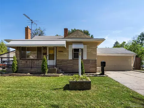 23148 Rausch Ave, Eastpointe, MI 48021