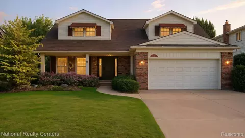 20617 Somerset Ct, Riverview, MI 48193