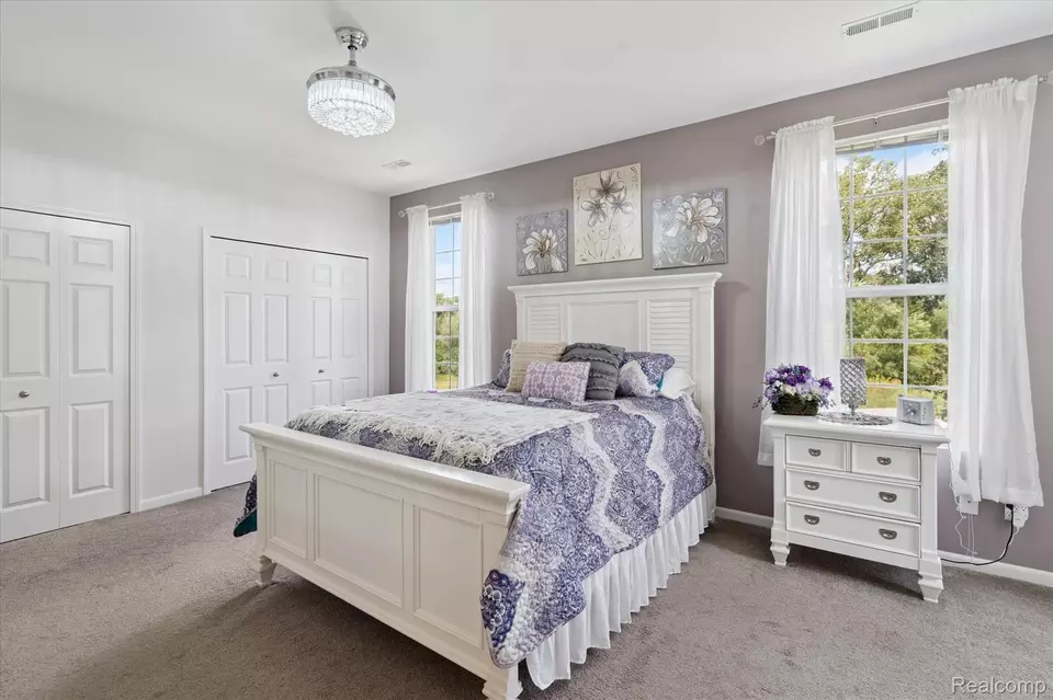 Bedroom - 1926 Coventry Rd, Jackson, MI 49201 photo 1 of 6