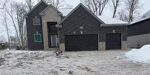 67754 Madeline St, Richmond, MI 48062
