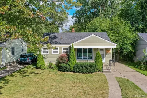 23210 Ithaca St, Oak Park, MI 48237