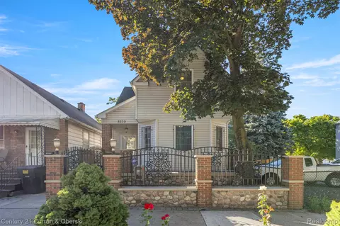 8239 Lafayette Blvd, Detroit, MI 48209