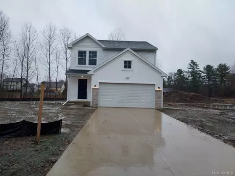 2285 Plum Tree Ct, Burton, MI 48519