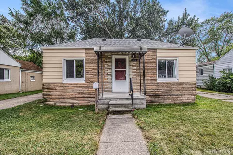 11052 Chapp Ave, Warren, MI 48089
