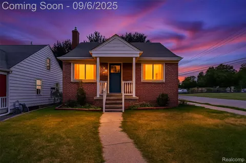 24533 New York St, Dearborn, MI 48124