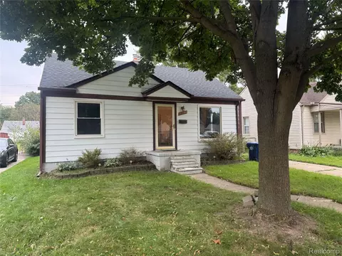 15844 Lexington, Redford, MI 48239