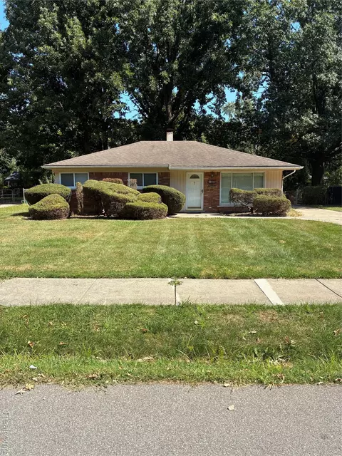 28060 Aberdeen St, Southfield, MI 48076