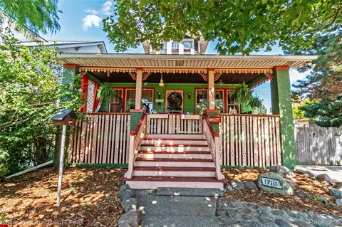 17111 Mayfield St, Roseville, MI 48066