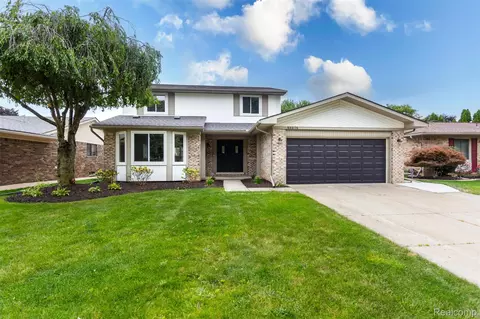 46376 Meadow Ln, Macomb, MI 48044