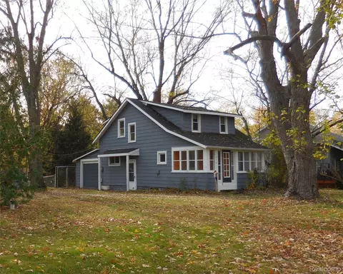 515 Skinner, Highland, MI 48357