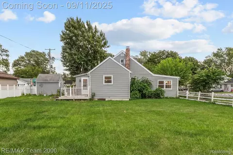 3181 Glendale St, Monroe, MI 48162