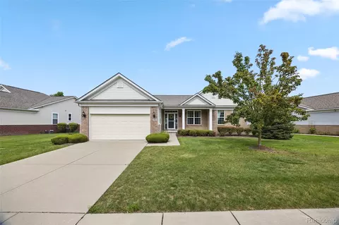 23902 Higgins Way, Flat Rock, MI 48134