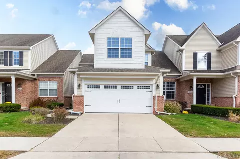 4370 Bennett Park Cir, Troy, MI 48085