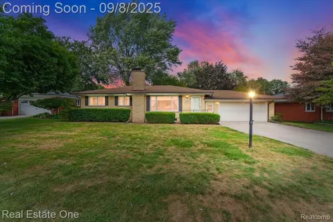 24440 Melody Ln, Taylor, MI 48180