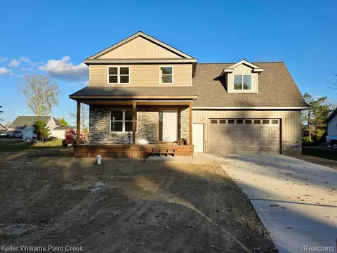 62408 Linda Dr, Ray, MI 48096