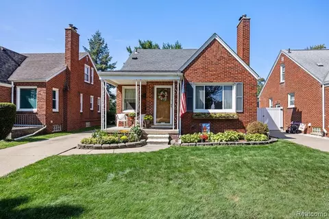 1305 N Vernon St, Dearborn, MI 48128