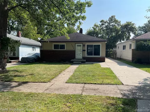 5709 Weddell St, Dearborn Heights, MI 48125