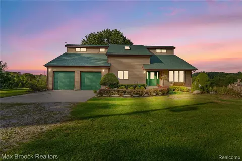 4700 Stanley Rd, Columbiaville, MI 48421