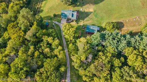 4700 Stanley Rd, Columbiaville, MI 48421