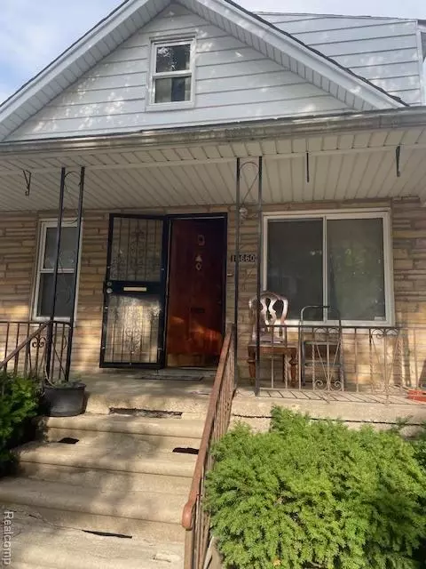 18660 Klinger St, Detroit, MI 48234