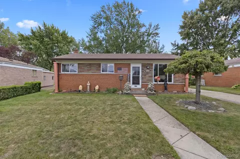 4952 Bernice Ave, Warren, MI 48091