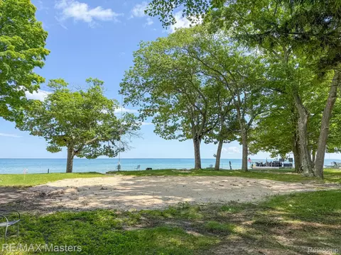 1070 N Huron Rd, Whitney, MI 48763