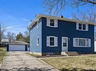5824 Concord St, Portage, MI 49002