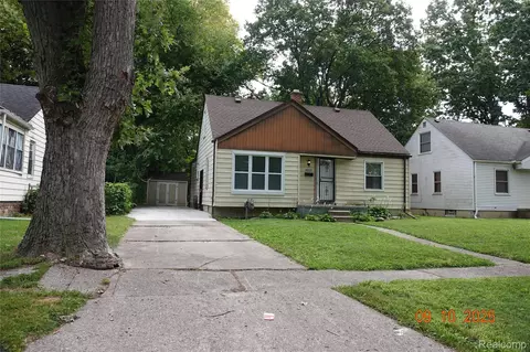 18212 Fenton St, Detroit, MI 48219