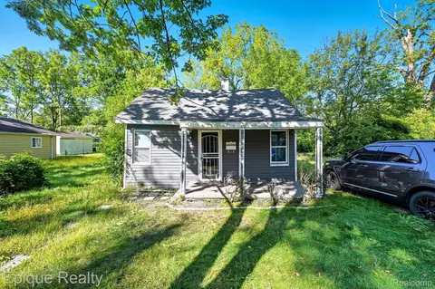 14177 Bentler St, Detroit, MI 48223