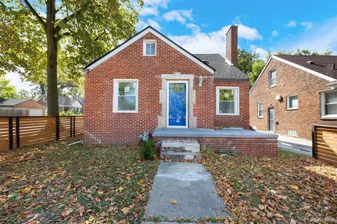 19003 Curtis St, Detroit, MI 48219