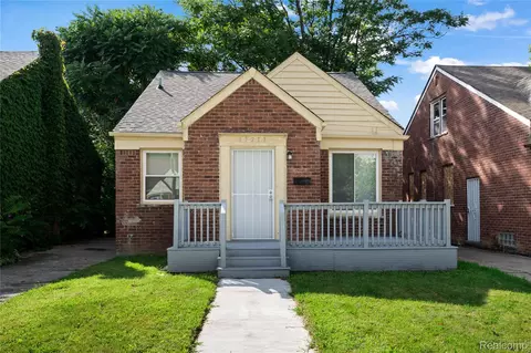 17217 Shaftsbury Ave, Detroit, MI 48219