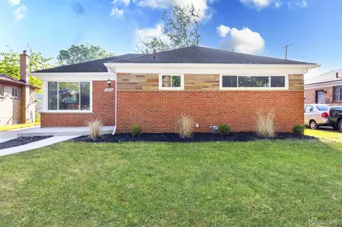 23490 Marlow St, Oak Park, MI 48237
