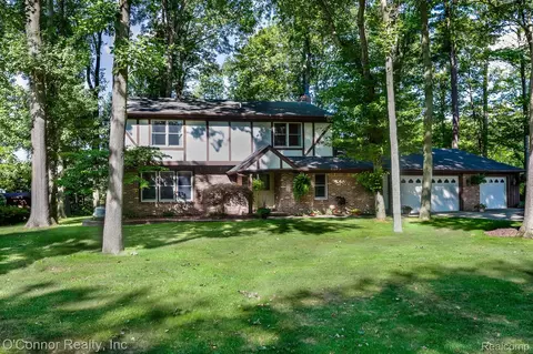 3465 West Dr, Clyde, MI 48049