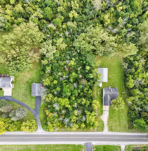 0 N Vacant Land N Elms Rd, Flint, MI 48532 photo 10