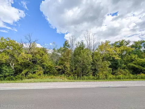0 N Vacant Land N Elms Rd, Flint, MI 48532 photo 2