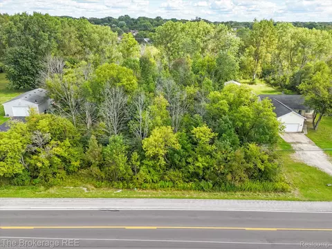 0 N Vacant Land N Elms Rd, Flint, MI 48532 photo 7