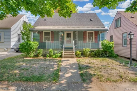 17182 Henry St, Melvindale, MI 48122
