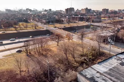 503 Edsel Ford Fwy, Detroit, MI 48202