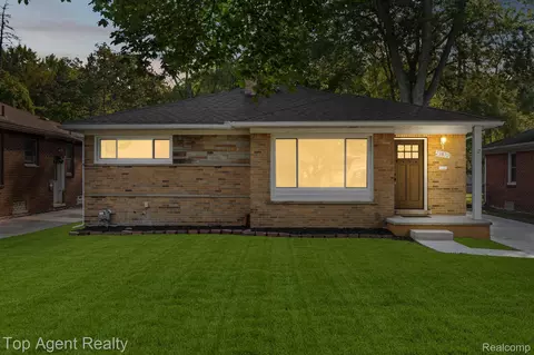 23870 Oneida St, Oak Park, MI 48237