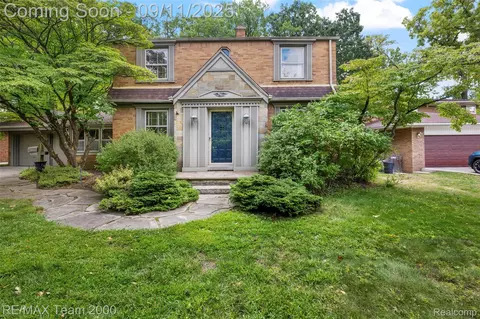 1075 S Highland St, Dearborn, MI 48124